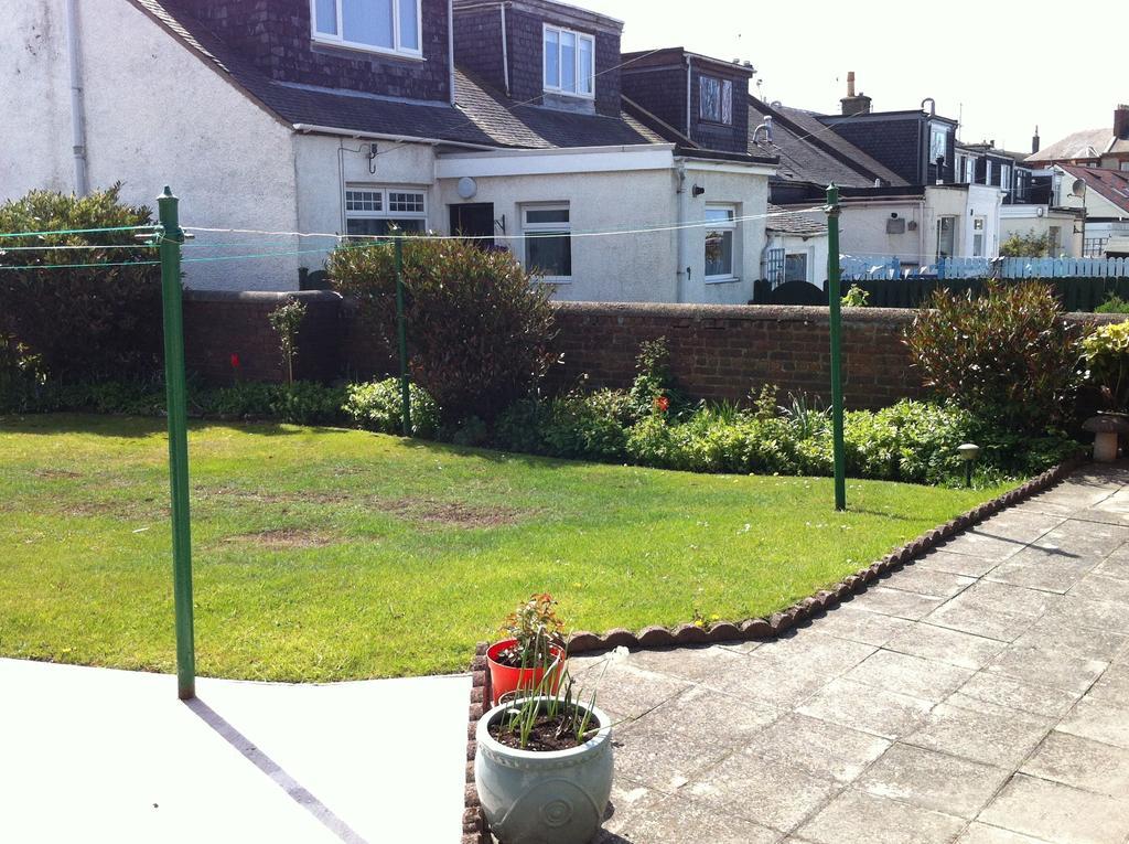 Caerlaverock Road * Prestwick